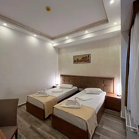 Eka Hotel 3*