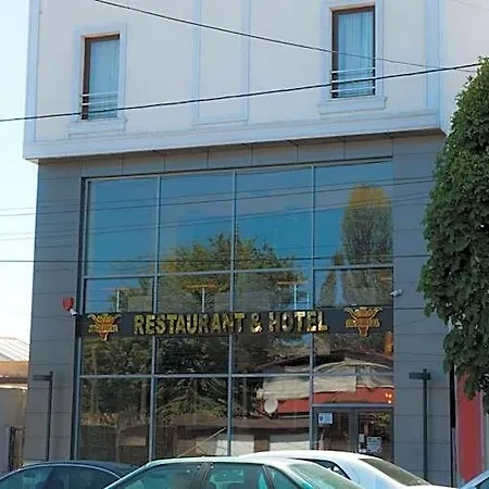 Eka Hotel 3*